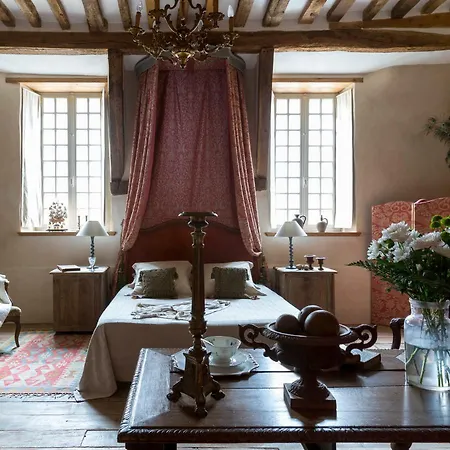 Tanquerey De La Rochaisiere Guest house *